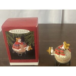 1996 Hallmark Christmas Ornament FELIZ NAVIDAD White Mice In Sombrero &‎ Sarapes